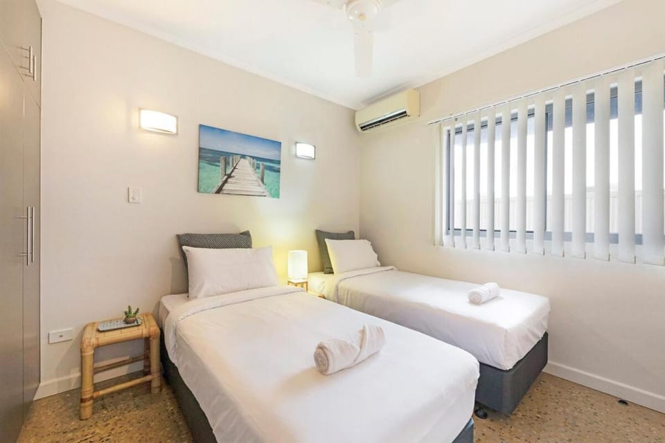 Zen City-Venture with Balcony Dining - Cozy - CBD Apartment in Darwin