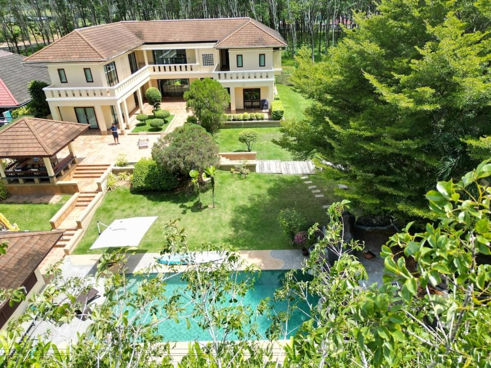 5BR Luxury Villa Bangtao With Staff Phuket Villa in Choeng Thale