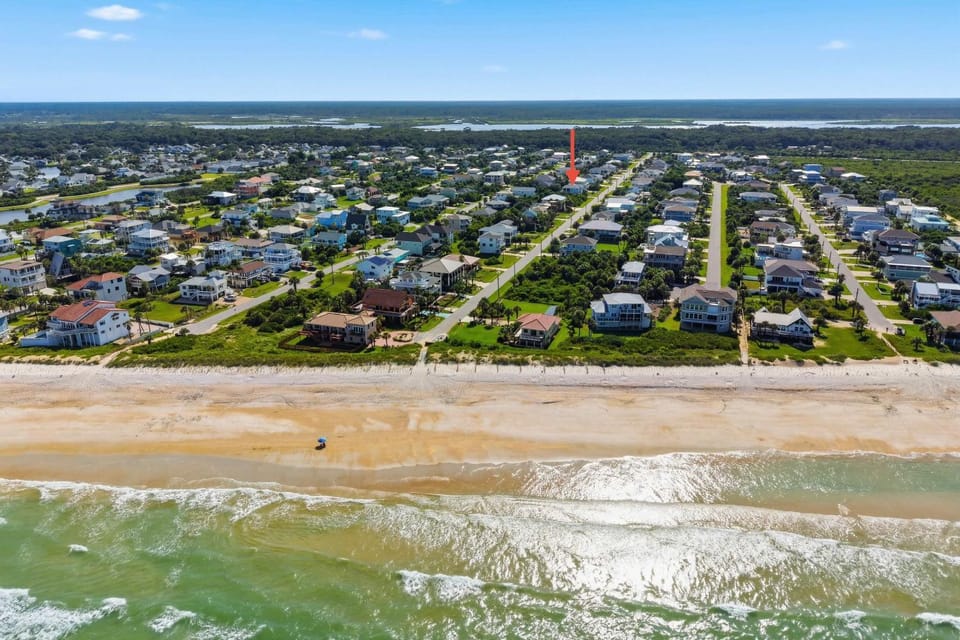 Beachside Home Heated Swim Spa Fenced Yard House in Palm Coast