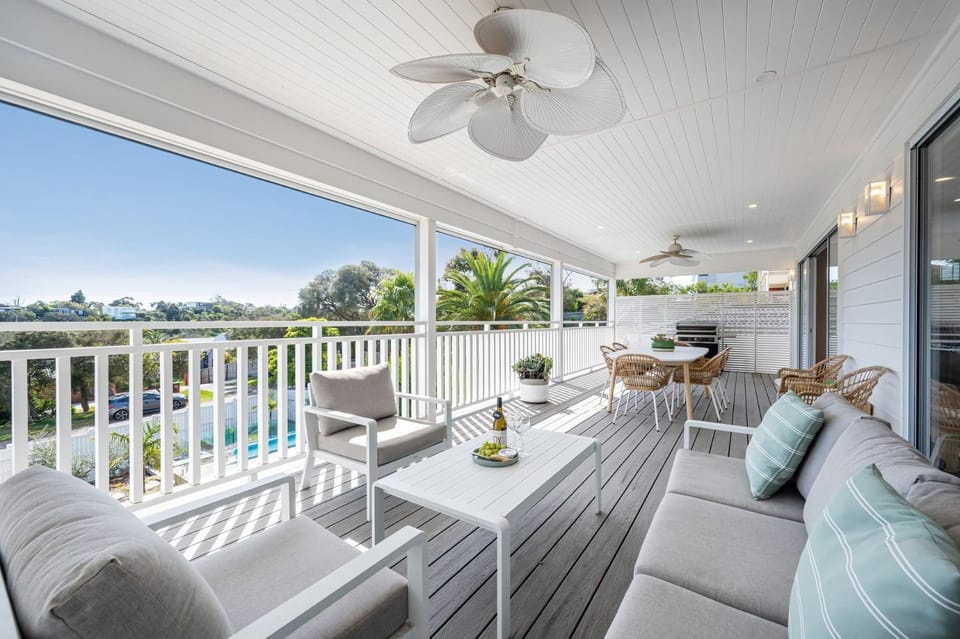 Patio, Balcony/Terrace, Seating area