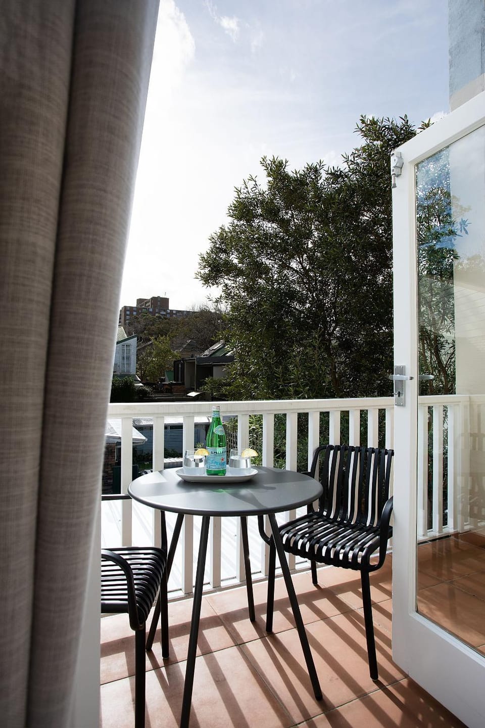 The Crown, Four Surry Hills Apartment in Surry Hills