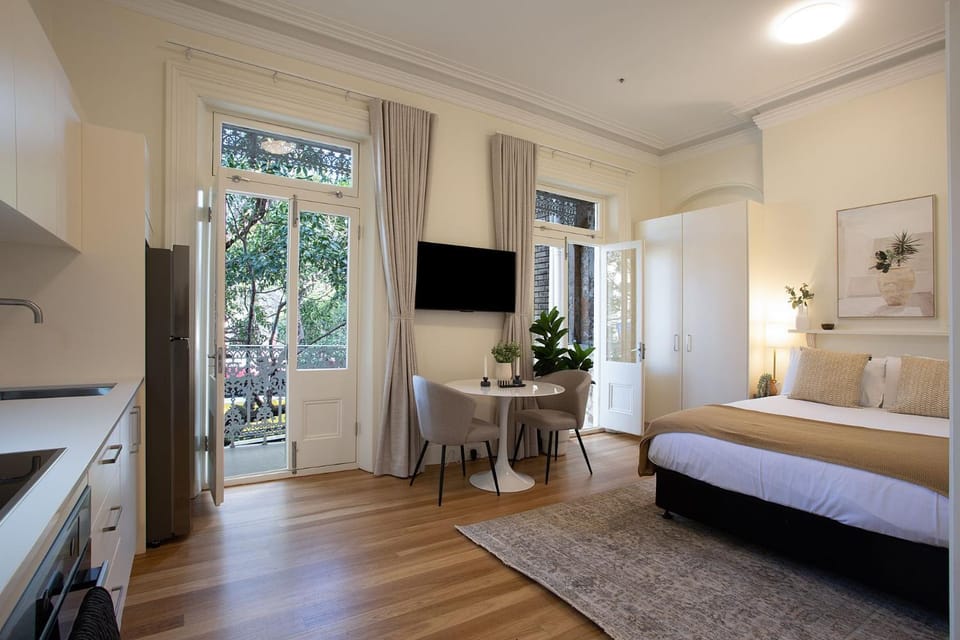 The Crown, Three Surry Hills Apartment in Surry Hills