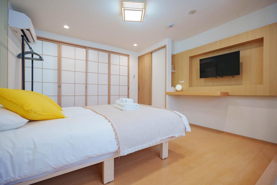 YYT Cozy Apartment, Steps from Senkawa Station, High-speed Wi-Fi Apartment in Japan