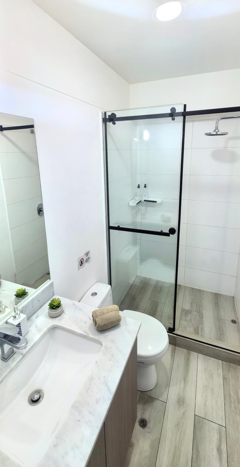 Beautiful and quiet aparment, near to Larcomar, cliff, Kennedy Park Apartment in Miraflores
