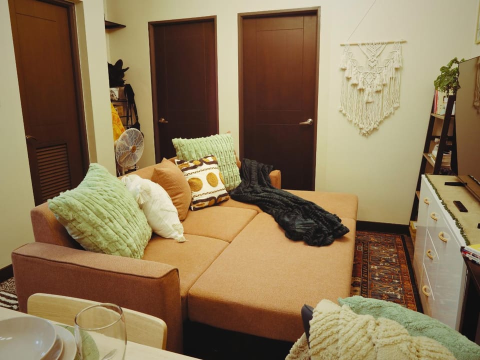 Cozy 2BR Rustic-Boho in Baguio City Apartment in Baguio