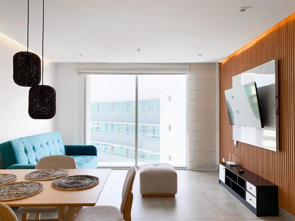 Luxury Suites frente mall del sol a pocos minutos del aeropuerto y terminal terrestre Apartment in Guayaquil