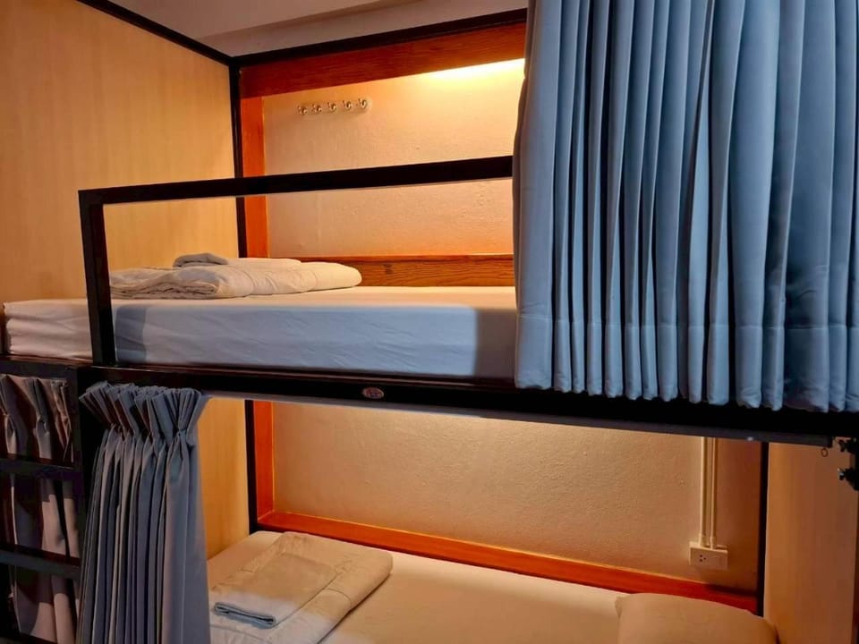 bunk bed