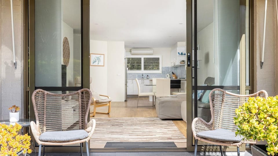 The Poplars Apartment Nelson Bay with Swimming Pool Apartment in Nelson Bay