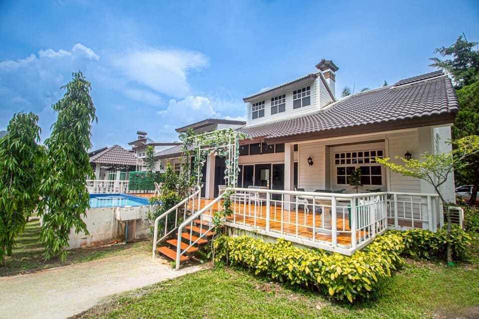 Triple Trees B8 House Khao Yai Villa in Thailand