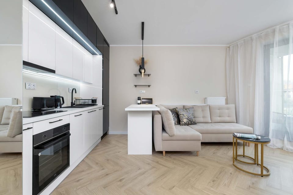 Kitchen or kitchenette, Living room, Seating area, stove