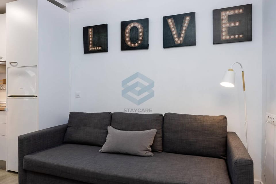 Communal lounge/ TV room, Living room