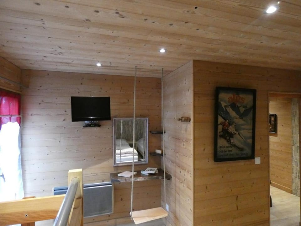 Aubier Confort Spa Chalet Domaine du Fraizier Chalet in Haute-Savoie