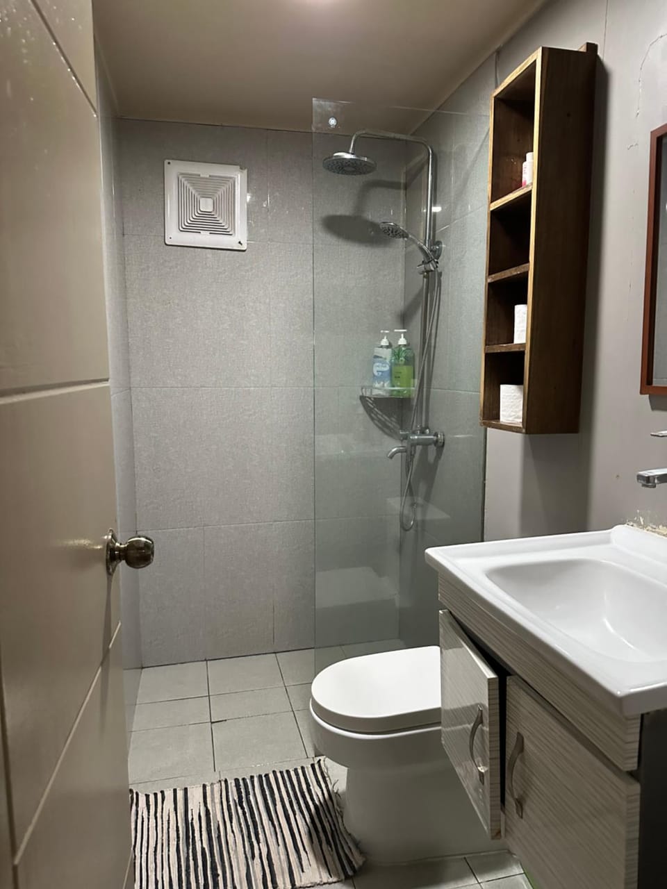 Ina Homestay Vacation rental in Coron