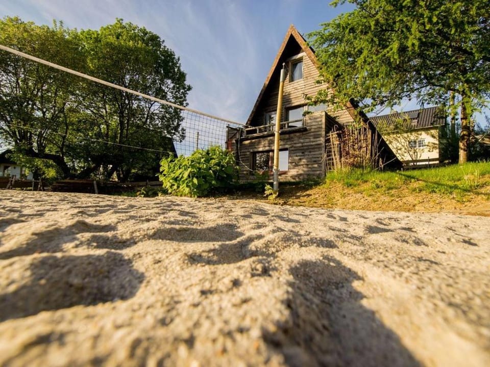 Property building, Day, Natural landscape, Balcony/Terrace