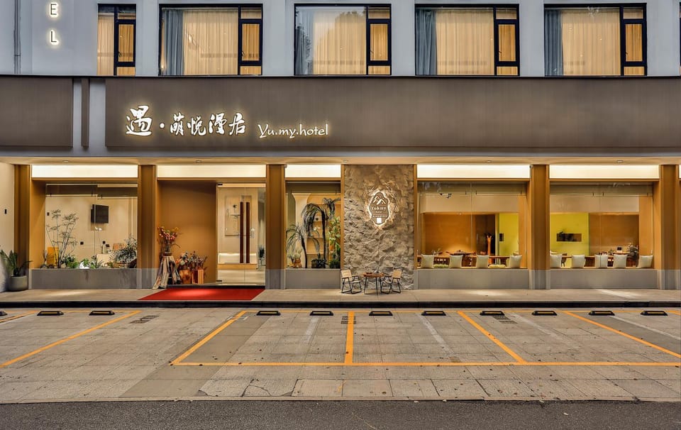 Property building, Parking