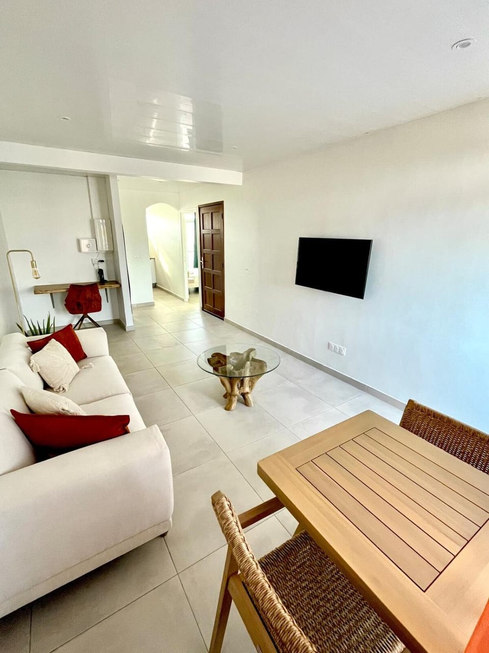 TV and multimedia, Living room, Seating area