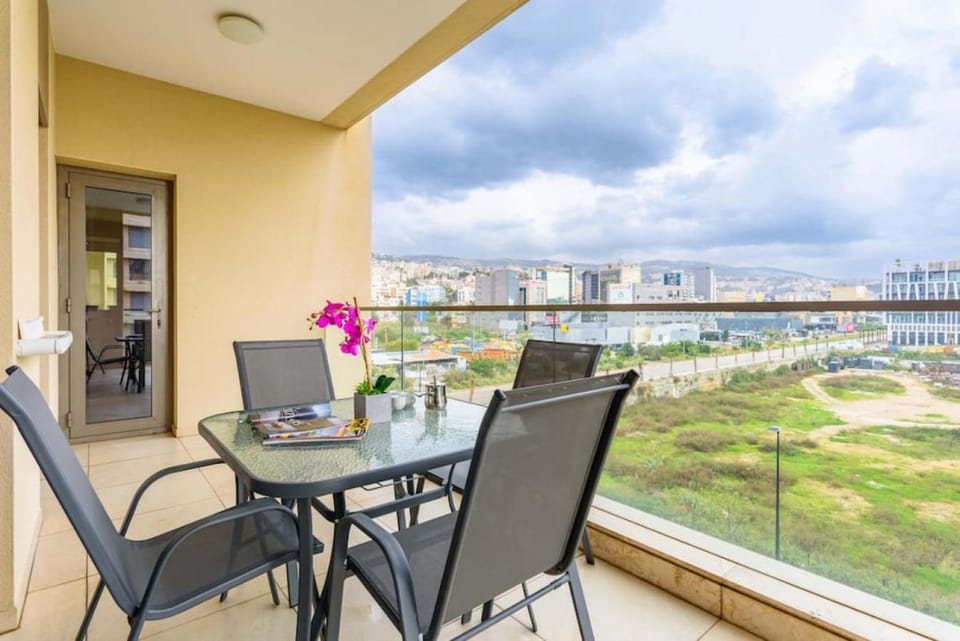 Balcony/Terrace, Seating area, Dining area, City view