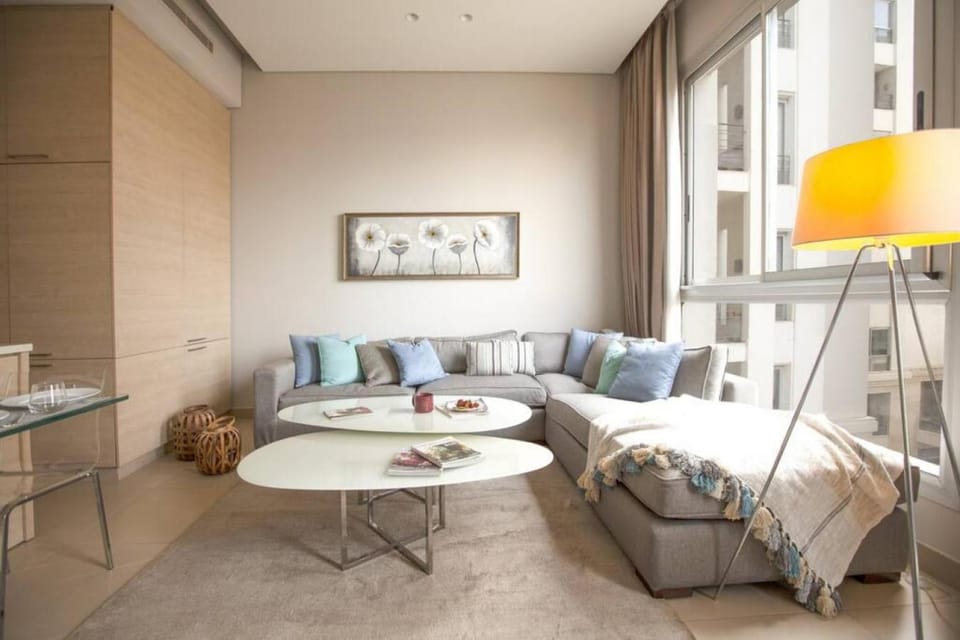 Living room, Seating area, air conditioner
