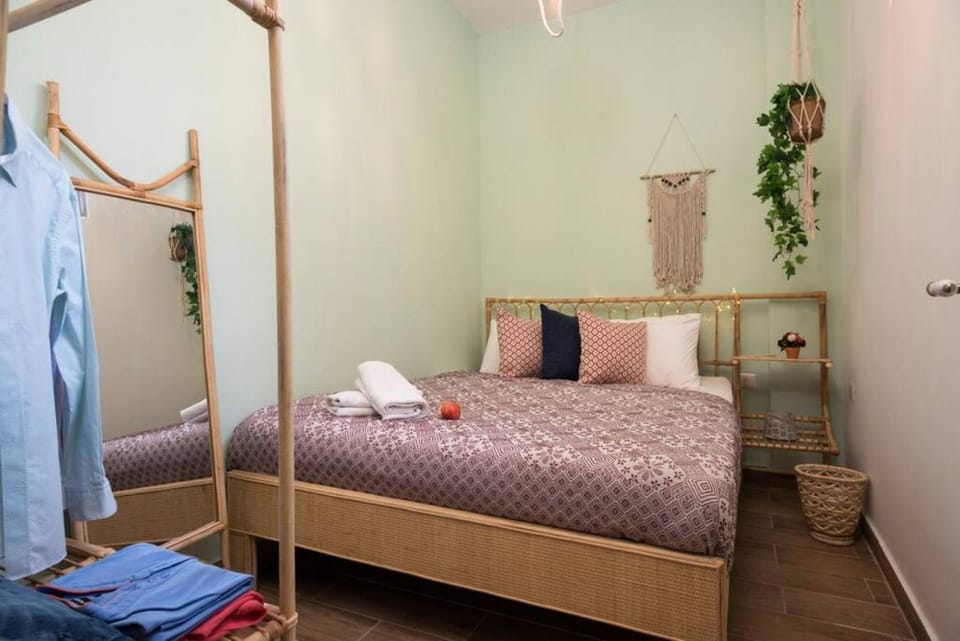 Bed, Decorative detail, Bedroom, towels, wardrobe, air conditioner