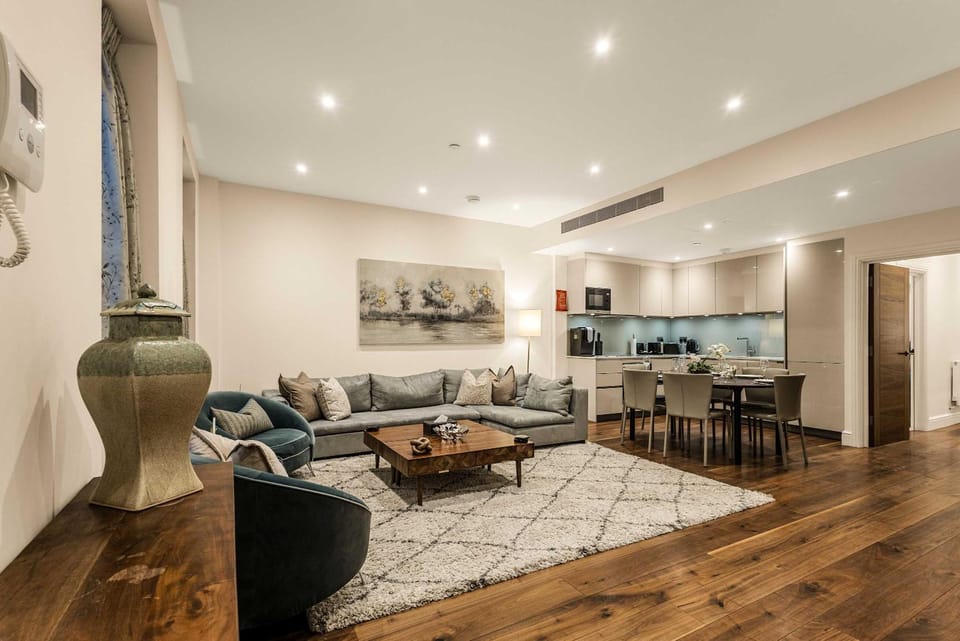 The Garden Hideaway AC Apartment in City of Westminster