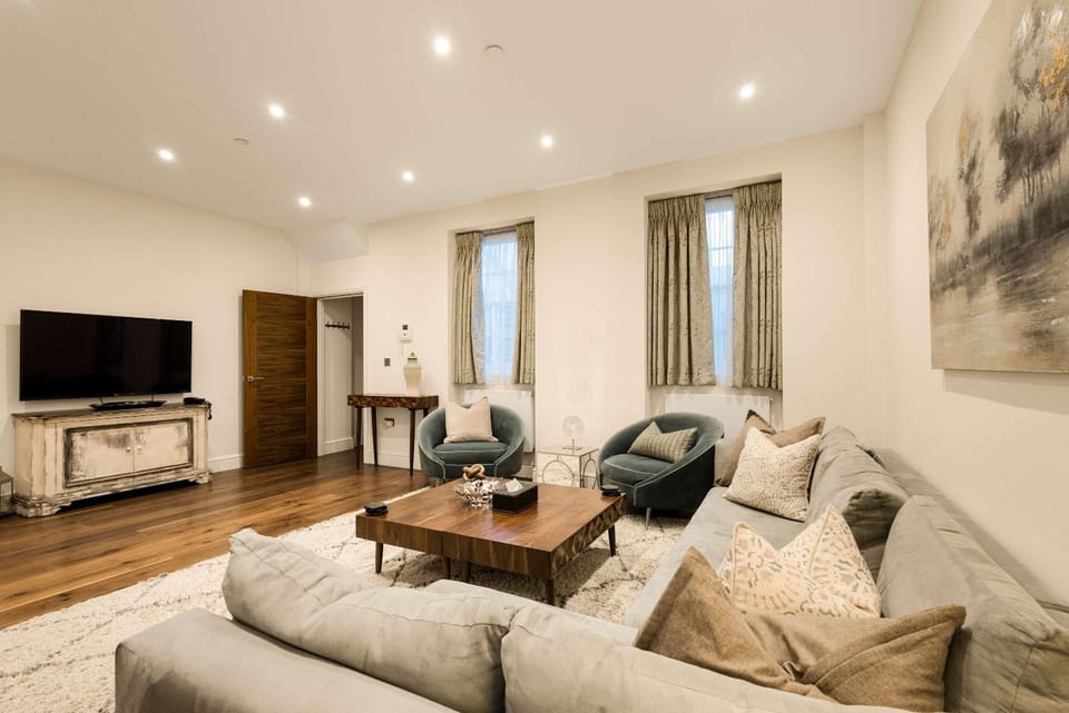 The Garden Hideaway AC Apartment in City of Westminster