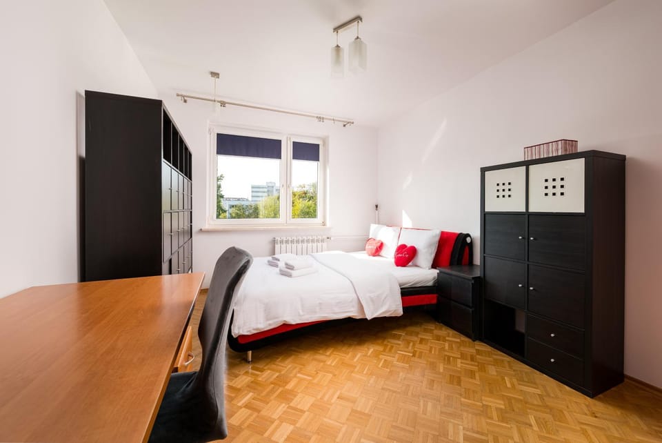 Bed, Photo of the whole room, Bedroom, wardrobe