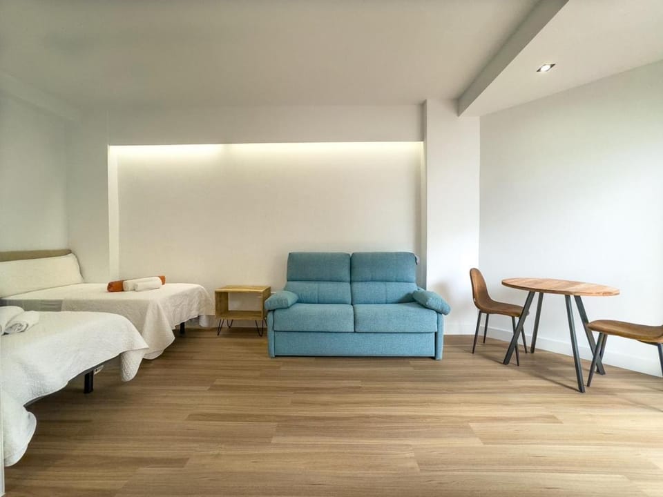 Bed, Living room, Bedroom