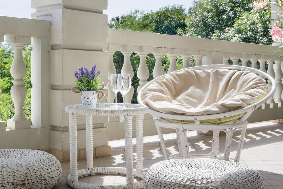 Patio, Spring, Day, Garden, View (from property/room), Balcony/Terrace, Living room, Seating area, Garden view