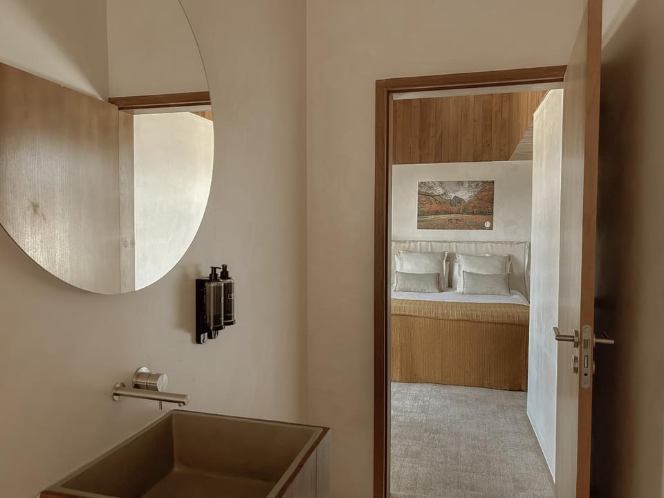 Bed, Bathroom, Bedroom