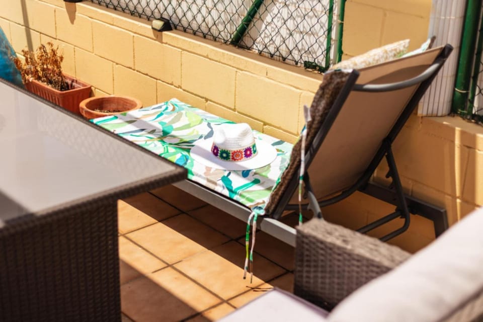 Garden, Balcony/Terrace