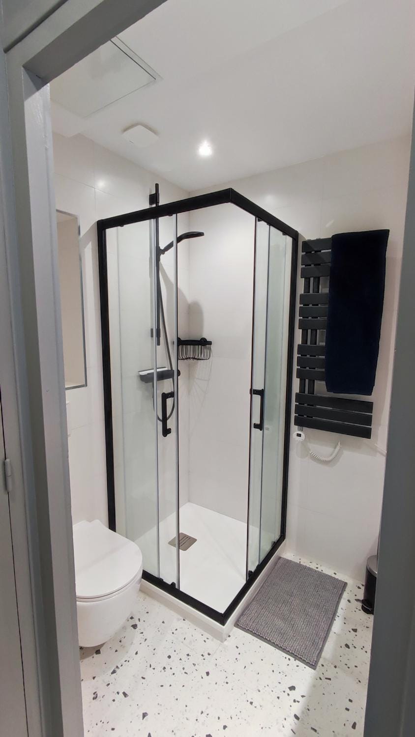 Shower, Bathroom
