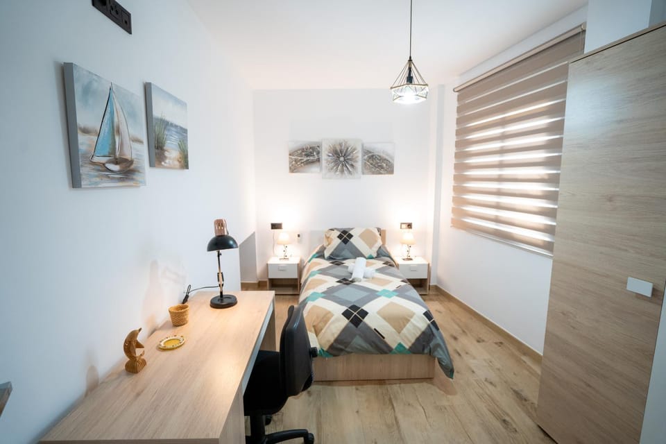 Bed, Bedroom