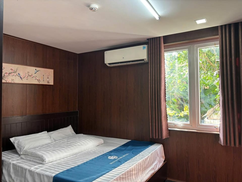 Blue Luxury Hotel & Spa Hotel in Da Nang