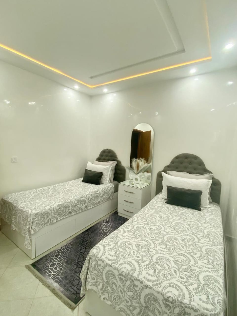 Modern Royal Golf 2BR SuperFast Wifi Tanger Center Apartment in Tangier