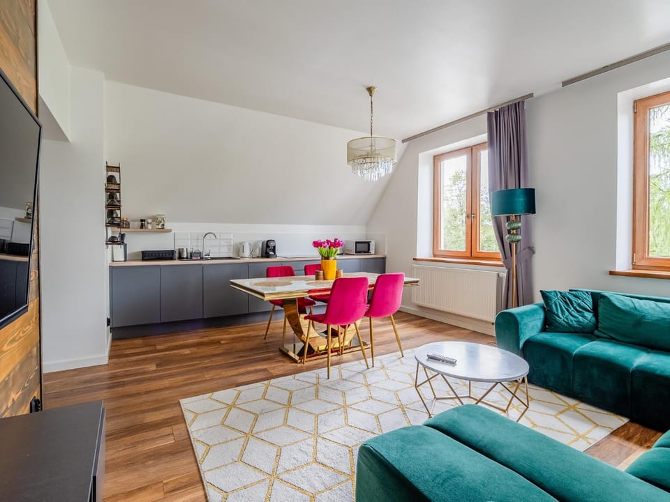 Kitchen or kitchenette, Living room, Dining area