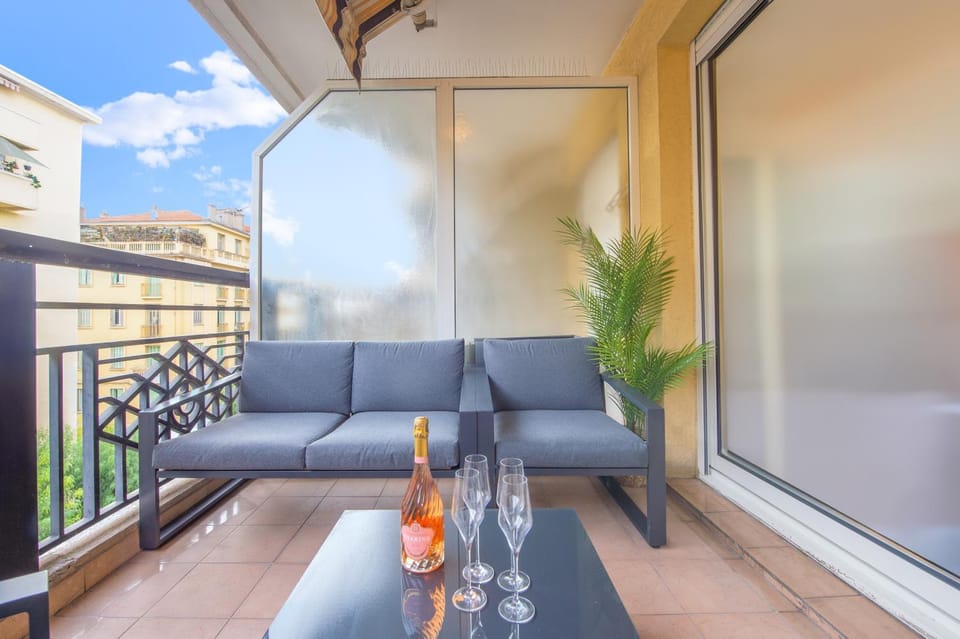 Patio, Balcony/Terrace