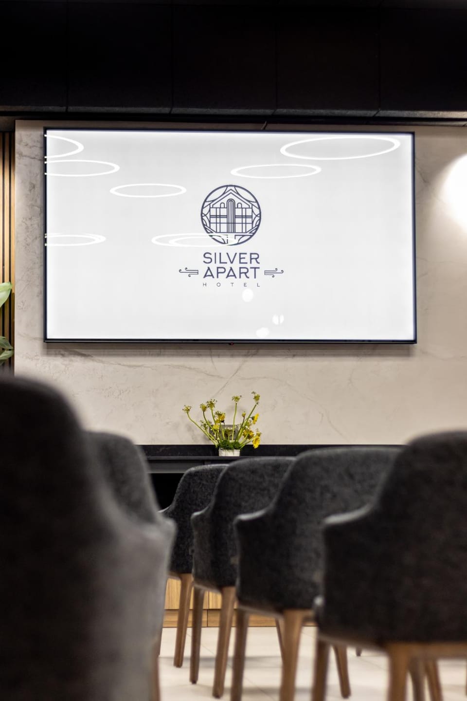 Meeting/conference room