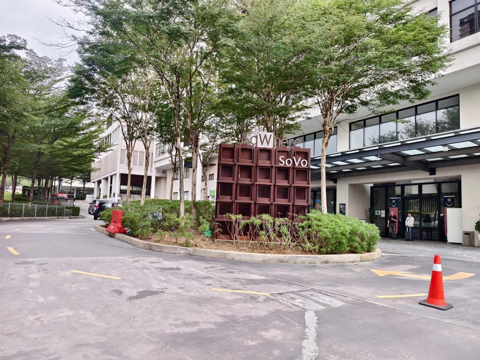 SQ31 Sq where 55 inch 4 ktv sungai buloh Apartment in Petaling Jaya
