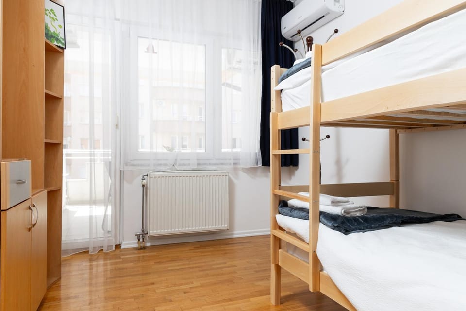 bunk bed