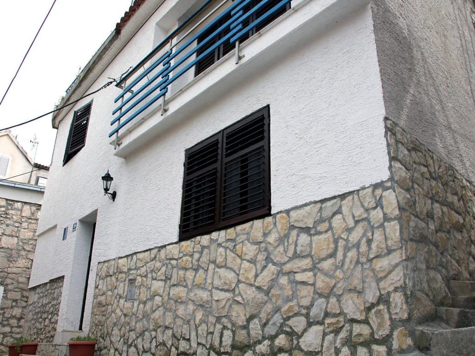 Property building, Facade/entrance, Off site