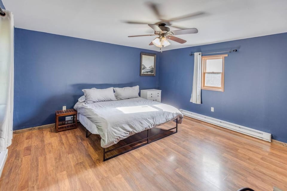 Your 5-BR White Mountain Retreat House in Littleton