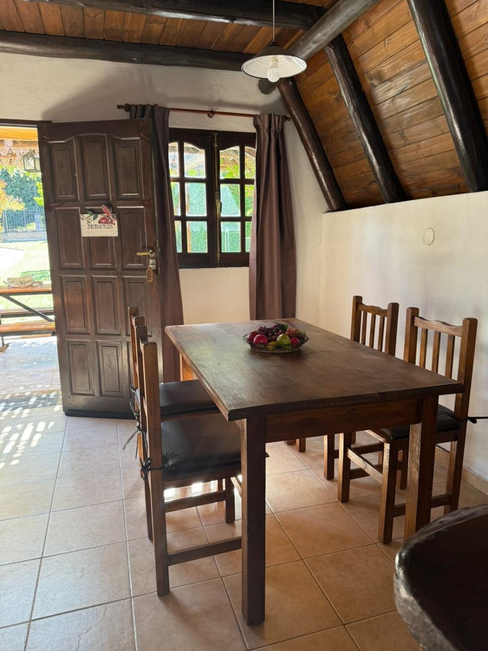 Kitchen or kitchenette, Seating area, Dining area