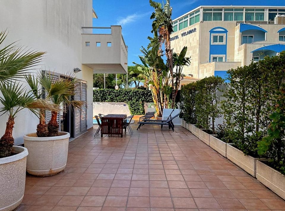Property building, Patio, Day, Garden, View (from property/room), Balcony/Terrace, Garden view