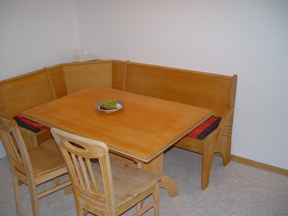 Dining area, kitchen