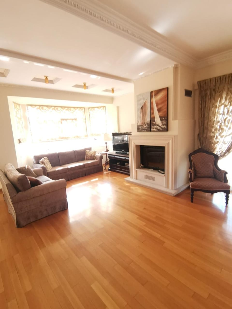 Luxurious maisonette 4 metro stops to Acropolis Apartment in Athens