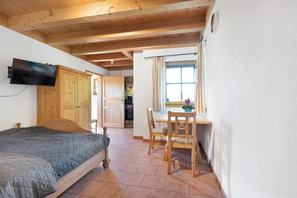 Property building, Living room, Bedroom