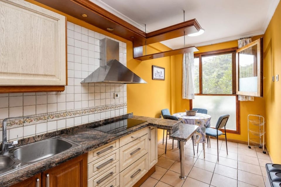 GuestReady - Naranjo Duplex Central Place Bed and Breakfast in Telde