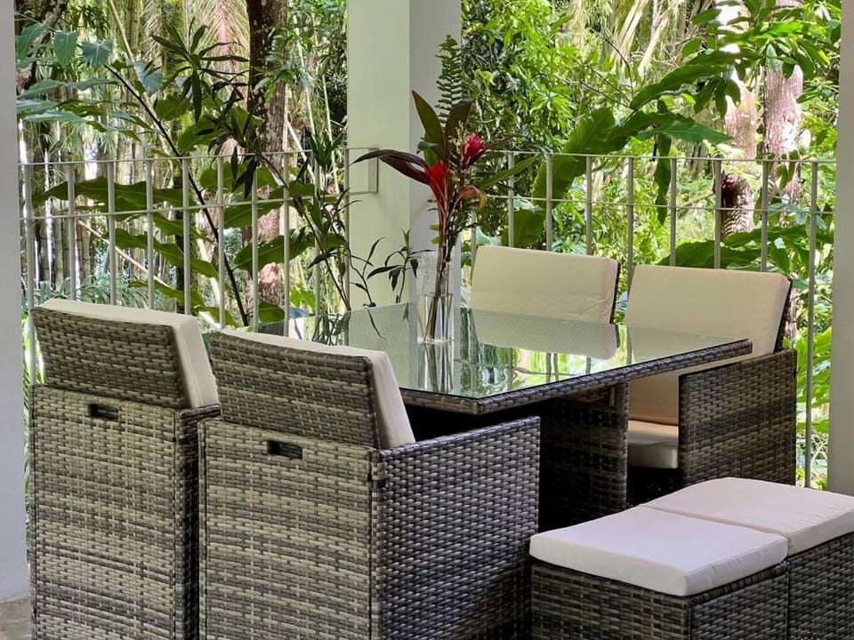 Villa Lapas and Apartment, Central, Pool and lots of Wildlife House in Quepos