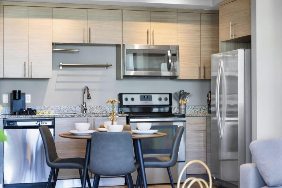 Casa Palmera in DTWN 3 Min From Las Olas Apartment in Fort Lauderdale