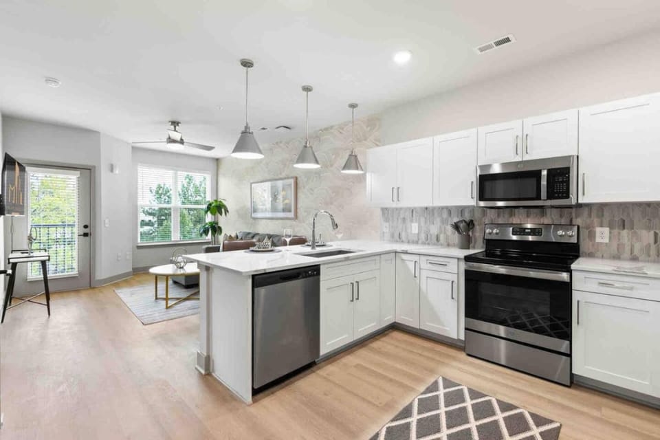 Tranquil Haven 5 Min From Downtown Apartment in Raleigh